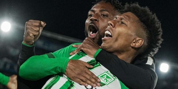 Laterales Goleadores: ¡Clave ofensiva de Atlético Nacional con Efraín Juárez!