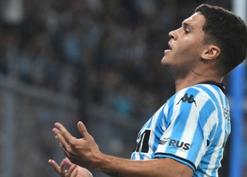 La calidad de Juanfer, reflejada en otro GOLAZO de tiro libre con Racing