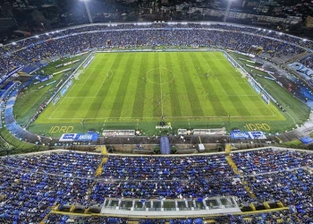¡Qué hinchada! El Campín lleno, la ilusión intacta: la pasión de Millonarios no se detiene