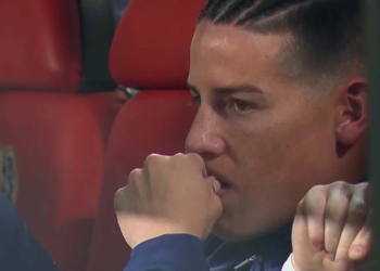 James en la sombra: su llamativo momento en el Rayo