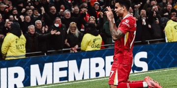 luis diaz doblete liverpool tottenham premier league