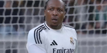 real madrid leyendas edwin congo barcelona