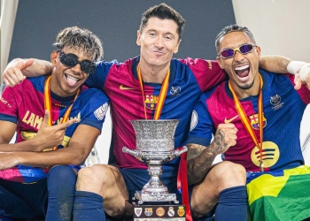 barcelona campeon supercopa de espana regalo iphone exclusivo