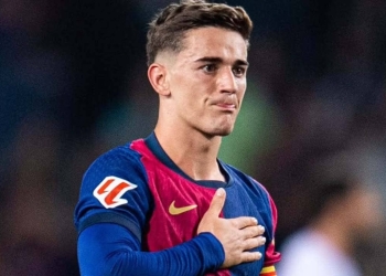 gavi barcelona gesto impresiono hansi flick