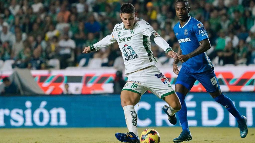 James Rodríguez dio un precioso pase para el primer gol