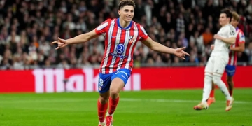 Julián Álvarez ejecutó brillantemente el polémico penal