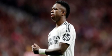 Vinícius Junior se enfadó con uno de sus compañeros en ataque