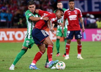 Cuando rueda la pelota en el Atanasio, no importa quién tiene más millones en su plantilla