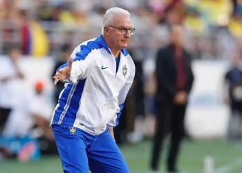 Dorival Junior compareció ante los medios de comunicación antes del crucial Brasil vs Colombia