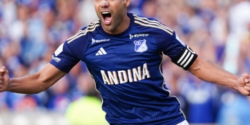 Radamel Falcao juega en Millonarios de Colombia.