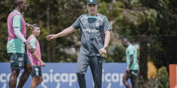 efrain juarez entrenamiento atletico nacional gaurne pumas alfredo morelos