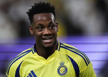jhon duran al nassr criticas sequia gol cristiano ronaldo luis diaz
