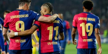 lewandowski raphinha Yamal Barcelona records cifras champions