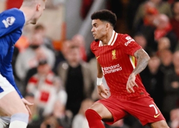 premier league posiciones liverpool everton derbi jornada 30