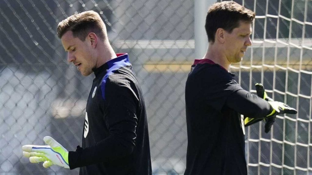 szczęsny ter stegen barcelona arqueros hansi flick debate titular polemica