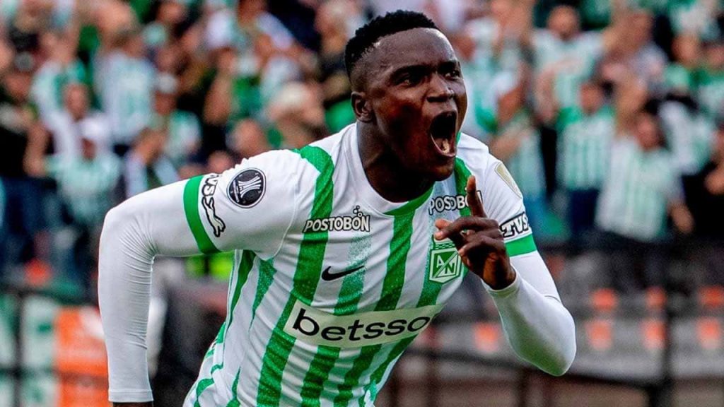 atletico nacional kevin viveros libertadores 2025