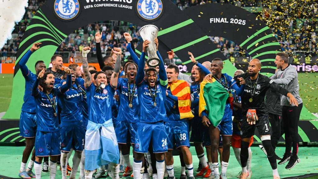 chelsea record futbol europeo campeon conference league