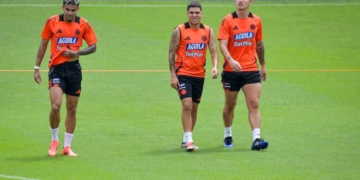 james rodriguez seleccion colombia entrenamiento companeros luis diaz doble fecha fifa eliminatorias mundial asado concentracion medellin lorenzo