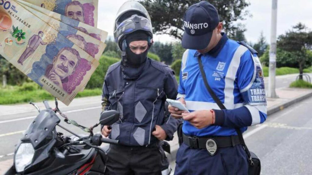 multa motos bogota moteros pago impuesto papeles ley transito policía cobro obligatorio requisitos