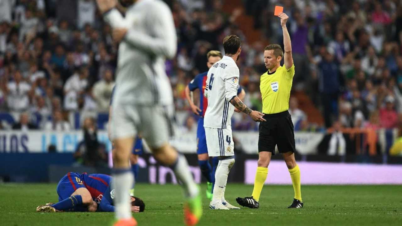 real madrid barcelona clasico espanol arbitro polemica liga camp nou