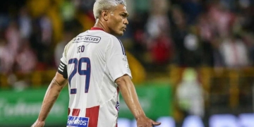 teofilo teo gutierez junior barranquilla contrato junio retiro oriente petrolero bolivia cesar farias