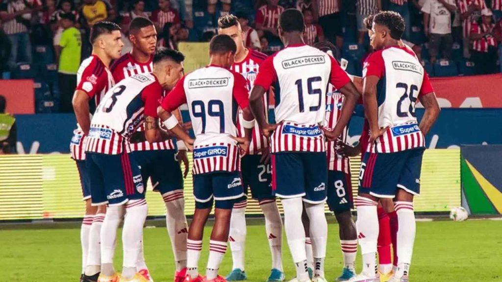 junior barranquilla cesar farias carlos bacca teo gutierrez america cali tension crisis