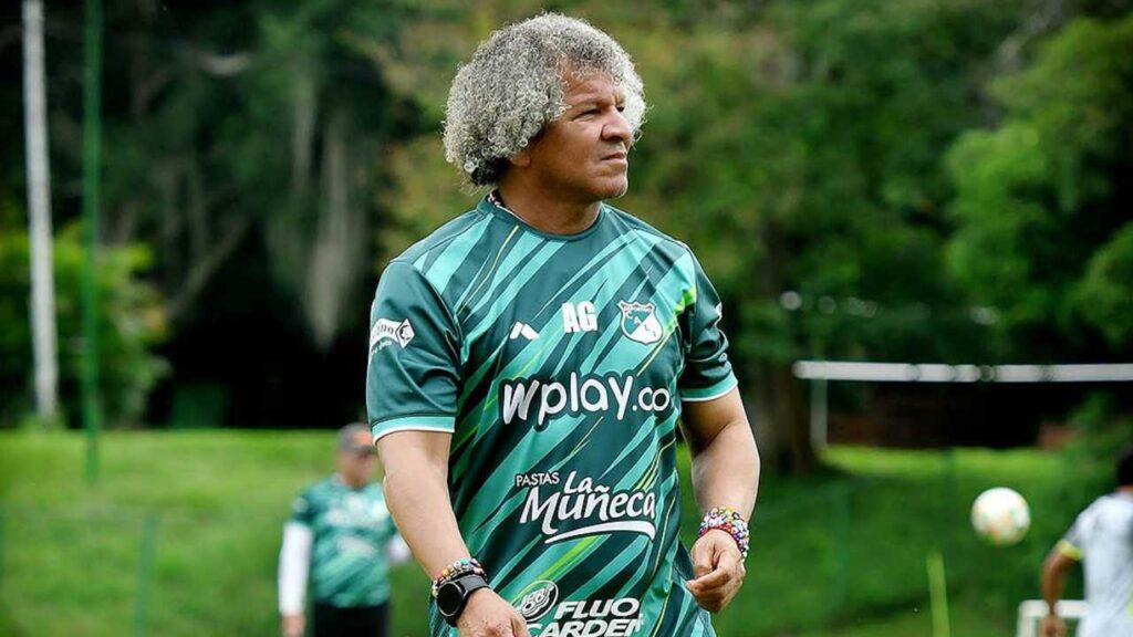 alberto miguel gamero deportivo cali proyecto nuevo entrenamientos fichajes refuerzos grupo inversos crisis economico juan sebastian quintero humberto arias