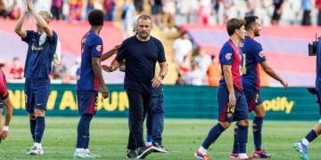 futbol club barcelona hansi flick joao cancelo fichaje refuerzo nico williams mercado pases verano