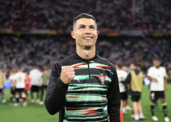 cristiano ronaldo cr7 al nassr arabia saudita saudi liga pro portugal campeon futuro europa mundial clubes fichaje