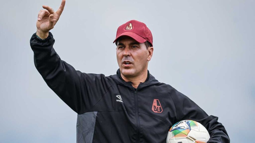 deportes tolima ismael rescalvo tecnico entrenador liga betplay dimayor cuadrangulares ecuador barcelona guayaquil