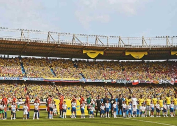 seleccion colombia peru titular confirmada nomina inicialista formaciones nestor lorenzo metropolitano barranquilla peru