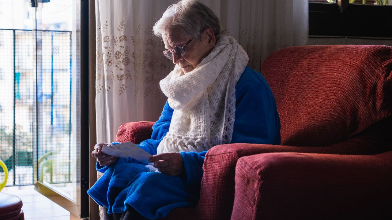 Una mujer obligada a devolver más de 9.000 euros por cobrar indebidamente una pensión de viudedad durante años