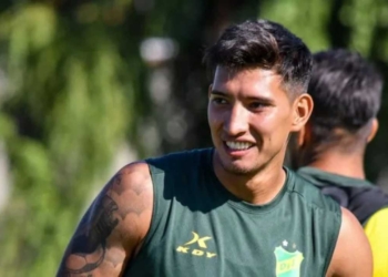 aaron molinas atletico nacional defensa y justicia fichaje mercado refuerzo incorporacion contratado campuzano cardona mariano soso liga betplat futbol profesional colombiano fpc dimayor colombia argentina
