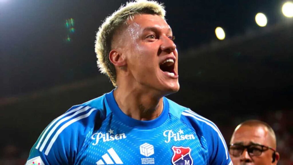 washingto aguerre deportivo independiente medellin dim salida penarol uruguay clausula rumores fichaje refuerzo incorporacion contratacion compra prestamo liga betplay futbol profesional colombiano fpc colombia dimayor mercado sancion pelea hinchas