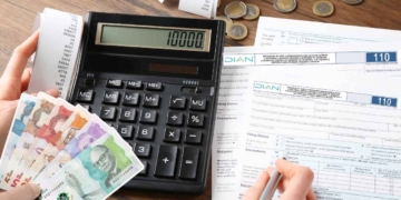 declaracion de renta colombia fechas pagos agosto 2025