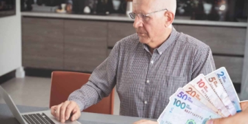 declaracion de renta pensionados en colombia 2025