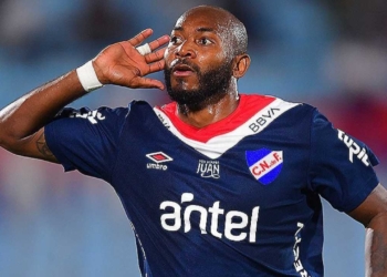 diego herazo junior barranquilla fichaje refuerzo carlos bacca fuad char alfredo arias liga betplay nacional penarol uruguay san lorenzo argentina tanque lukaku colombiano