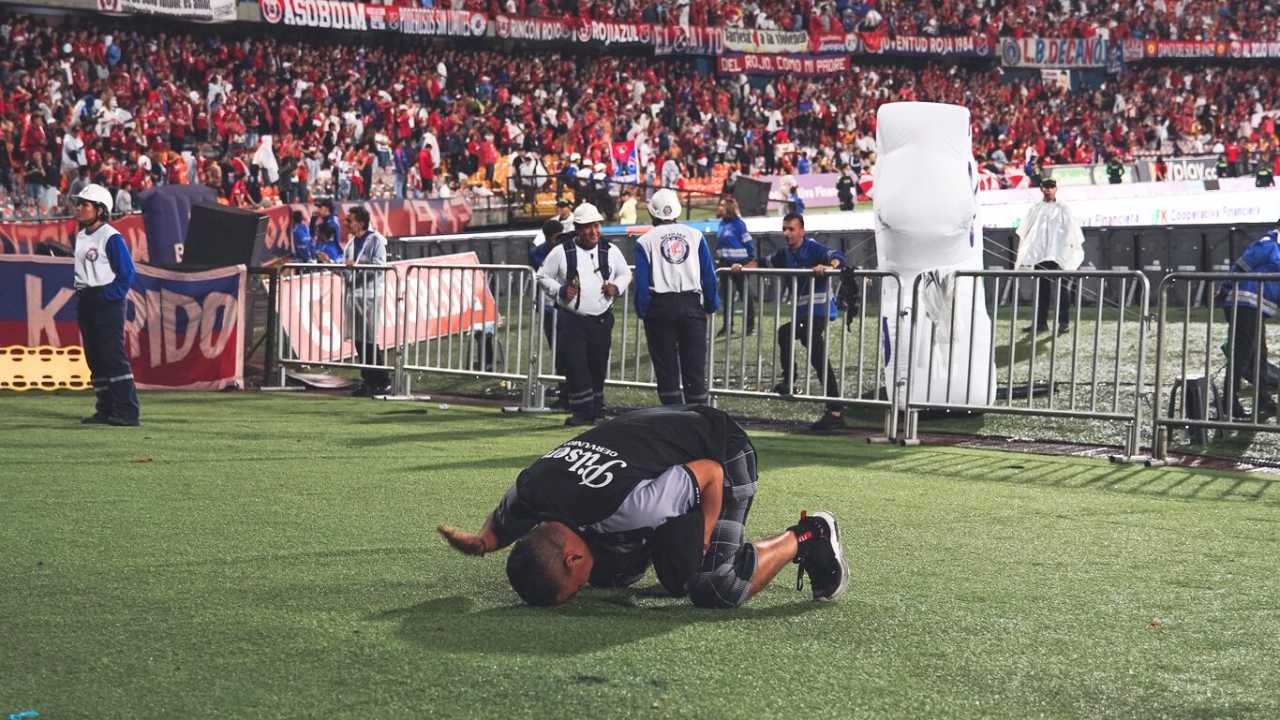 dim deportivo independiente medellin hinchas hinchada noble fiel poderoso montana atanasio girardot final liga betplay santa fe derrota dolor redes sociales