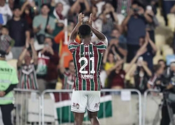 fluminense atletico nacional jhon arias marino hinestroza reemplazo renato gaucho portaluppi kevin arias brasileraro colomcia brasil wolverhampton premier league inglaterra mario bittencourt