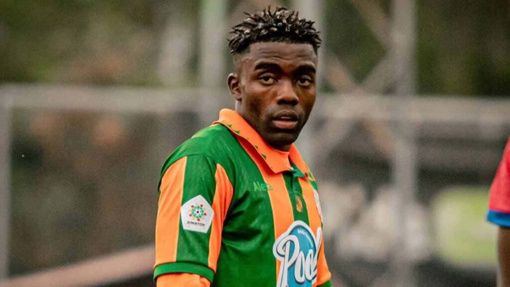 junior barranquilla fichajes 2025 luis angel diaz envigado