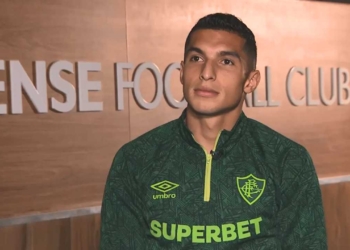 kevin serna atletico nacional fluminense fichaje refuerzo mercado pases colombia brasil marino hinestroza jhon arias renato gaucho portaluppi brasileraro copa libertadores liga betplay futbol profesional colombiano fpc contrataciones incorporaciones refuerzos