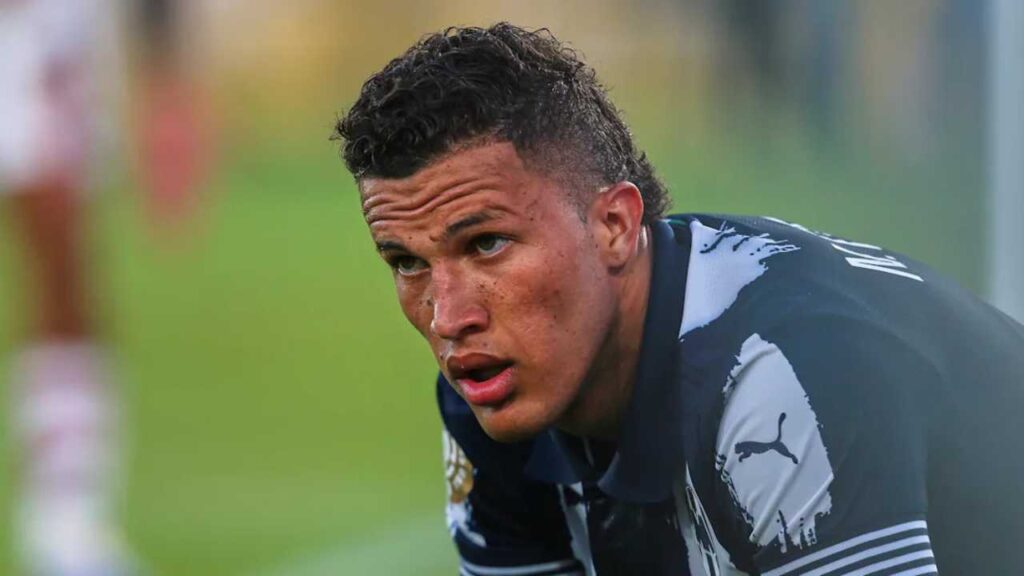 nelson deossa fichaje rayados monterrey real betis europa refuerzo incorporacion mercado escandalo borracho mexico espana