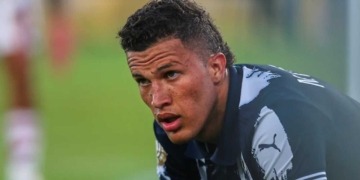 nelson deossa fichaje rayados monterrey real betis europa refuerzo incorporacion mercado escandalo borracho mexico espana
