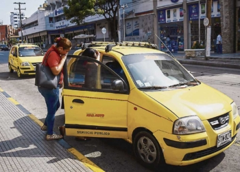 taxistas conductores multas transporte publico colombia negarse carrera servicios usuarios