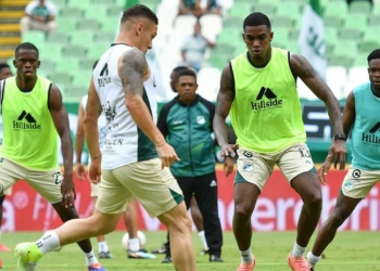 deportivo cali crisis salarios atrasados sueldos jugadores futbolistas problemas economicos financieros venta equipo grupo inversor asamblea humberto arias alberto gamero acolfutpro futbol profesional colombiano fpc liga betplay dimayor colombia