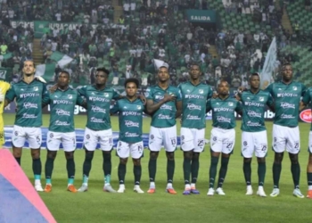 deportivo cali alberto gamero crisis socios humberto arias salida jugadores renuncia rafael bustamante canterano cantera divisiones menores inferiores amenazas familia junta socio acciones grupo inversor liga betplay dimayor futbol profesional colombiano fpc mercado fichajes incorporaciones contrataciones tabla descenso colombia