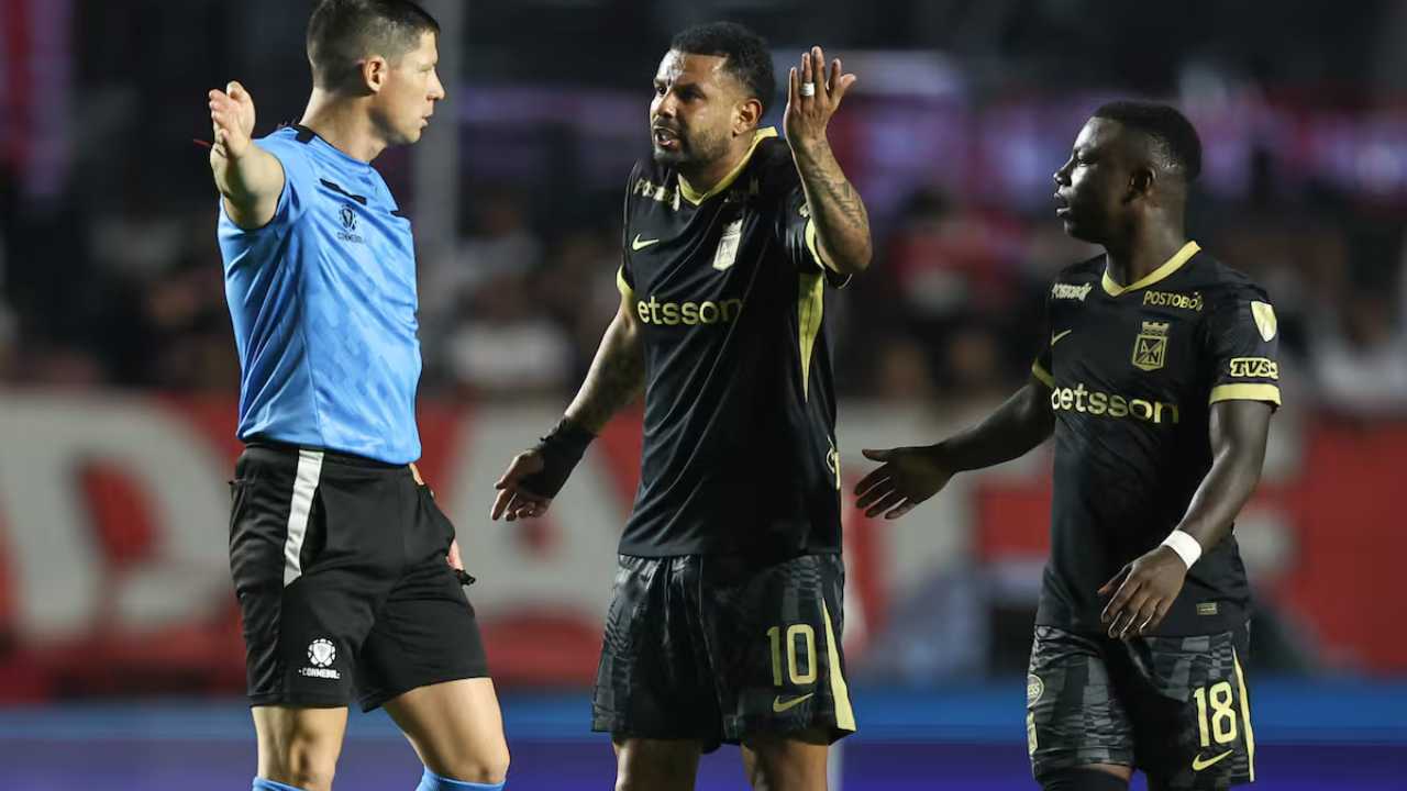 atletico nacional edwin cardona marino hinestroza david ospina javier gandolfi gustavo fermani copa libertadores sao paulo penales morumbi eliminacion eliminados conmebol colombia brasil liga betplay dimayor futbol profesional colombiano fpc crisis