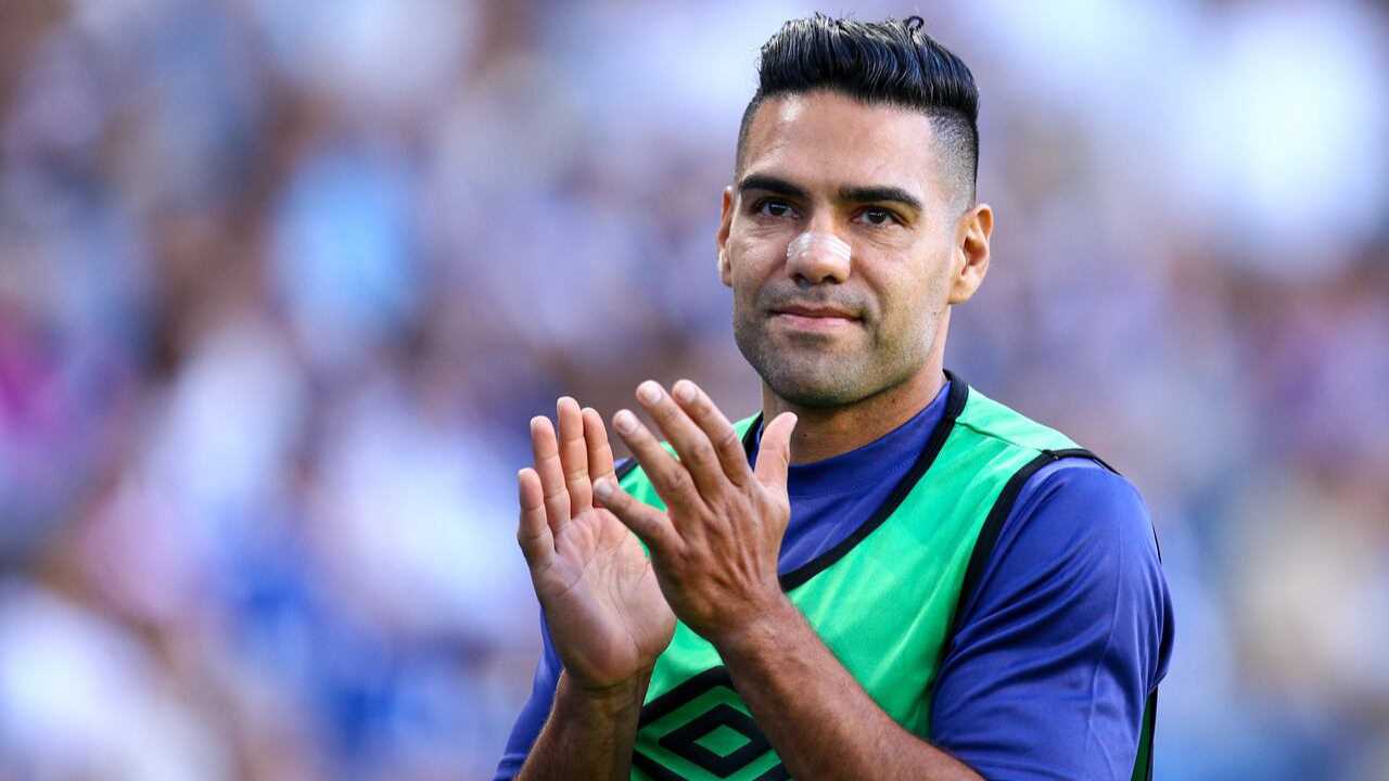 radamel falcao garcia futbol espanol espana real murcia tercera division fichaje mercado incorporaciones refuerzos altas plantilla europa lorelei tigre transpaso libre millonarios junior cali futbol profesional colombiano fpc colombia dimayor