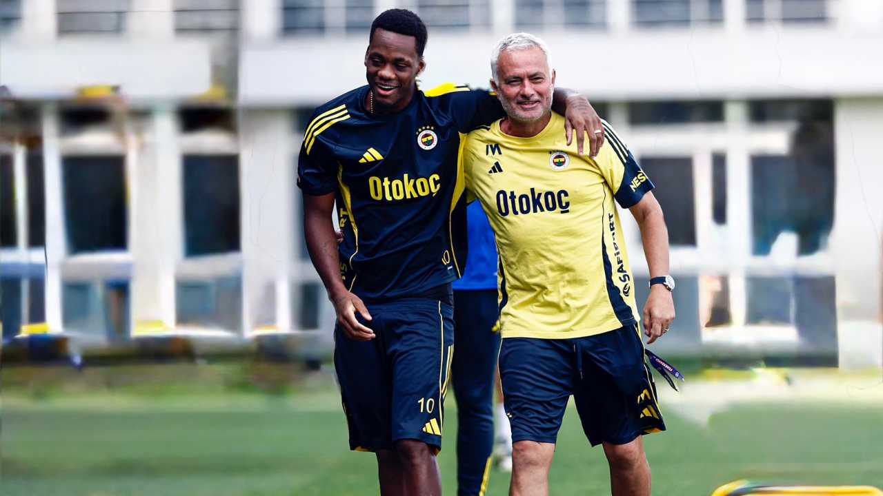 jose mourinho despedido fenerbahce mou jhon jader duran palabras delantero colombiano turquia colombia eliminado champions league liga campeones lturca eufa sanciones atacante polemico europa