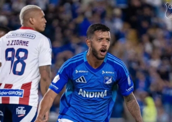 millonarios junior triunfo victoria goleada campin bogota papa liga betplay dimayor futbol profesional colombiano fpc barranquilla alfredo arias derrota invicto primero ultimo hernan torres